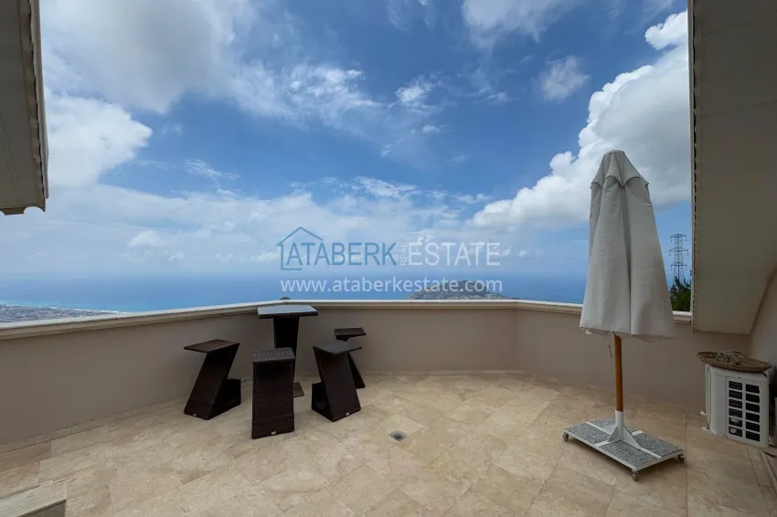 Purchase 4+1 villa in Alanya, Bektash district - with panoramic views, under a residence permit 27