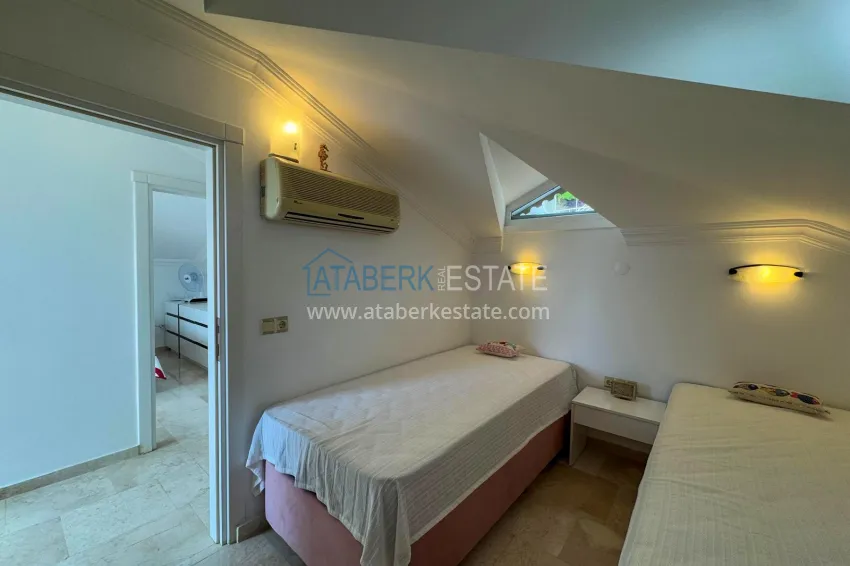 Purchase 4+1 villa in Alanya, Bektash district - with panoramic views, under a residence permit 36