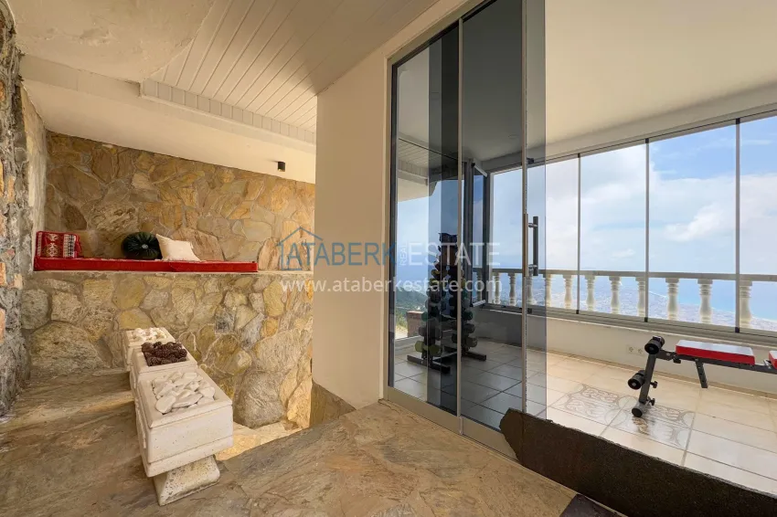 Purchase 4+1 villa in Alanya, Bektash district - with panoramic views, under a residence permit 38