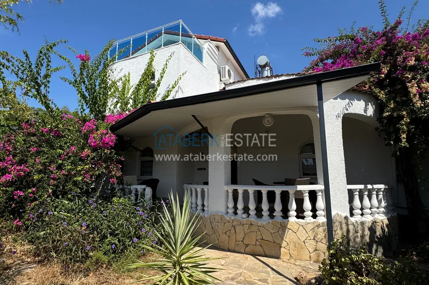 4+1 villa for a residence permit in Turkler, Alanya — with new furniture and a swimming pool 11 