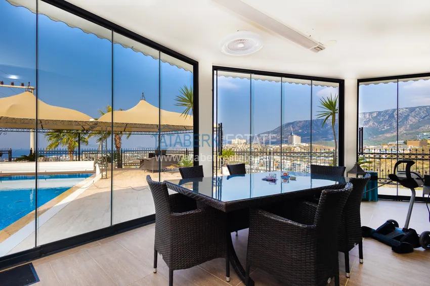 Purchase  Private luxury 5+2 villa for citizenship in Kargicak, Alanya — with a high level of equipment 1 