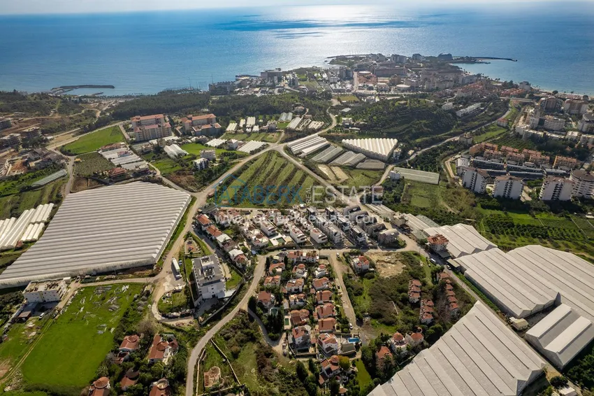 4+1 villa for a residence permit in Turkler, Alanya — with new furniture and a swimming pool 9 