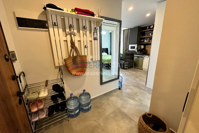 Purchase 1+1 apartment with sea view in the center of Alanya - Cleopatra beach area 1 