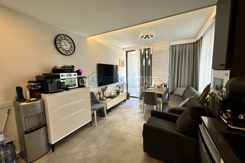 Purchase 1+1 apartment with sea view in the center of Alanya - Cleopatra beach area 4 