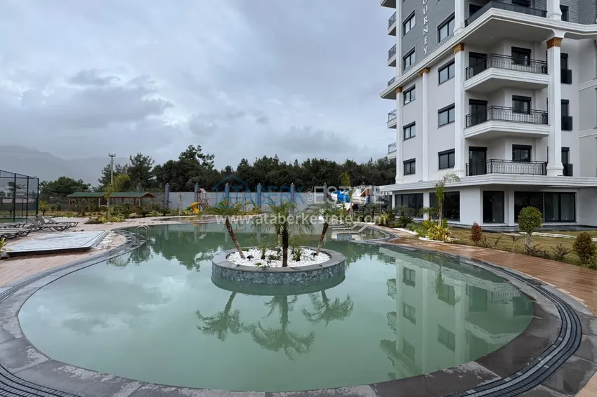 A project of a comfortable residential complex under construction in Tosmur, Alanya 2 