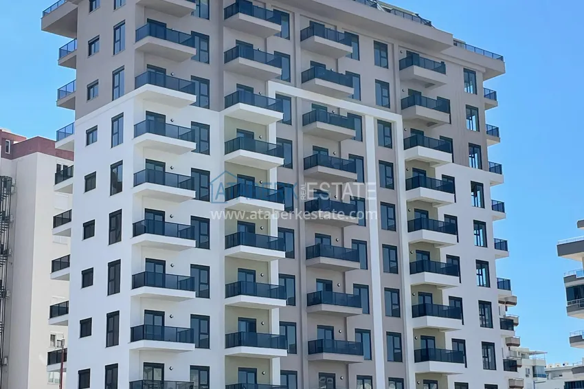 Modern residential complex in the center of Mahmutlar - real estate directly from the developer 1