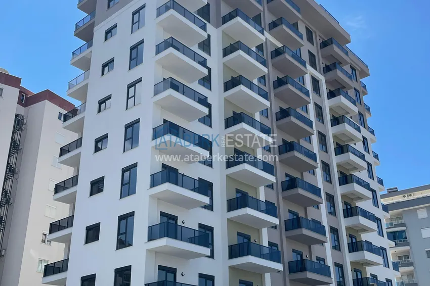 Modern residential complex in the center of Mahmutlar - real estate directly from the developer 2