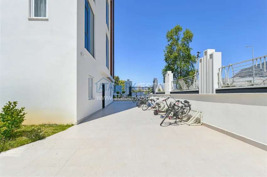 1+1 apartment with mountain views in Mahmutlar - Saturday market area 11 