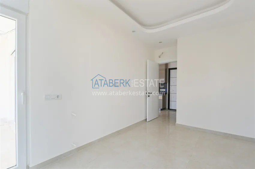 Purchase 1+1 apartment with mountain views in Mahmutlar - Saturday market area 6 