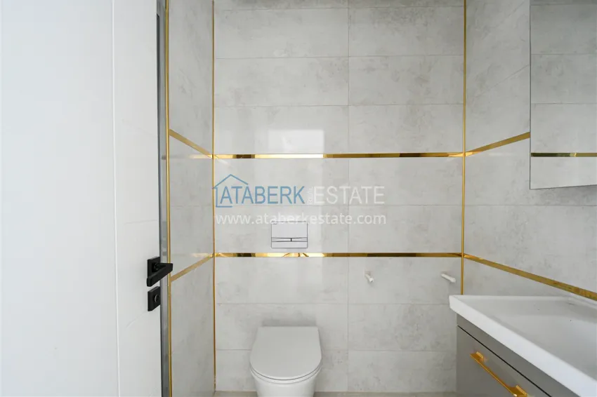 Purchase 1+1 apartment with mountain views in Mahmutlar - Saturday market area 7 