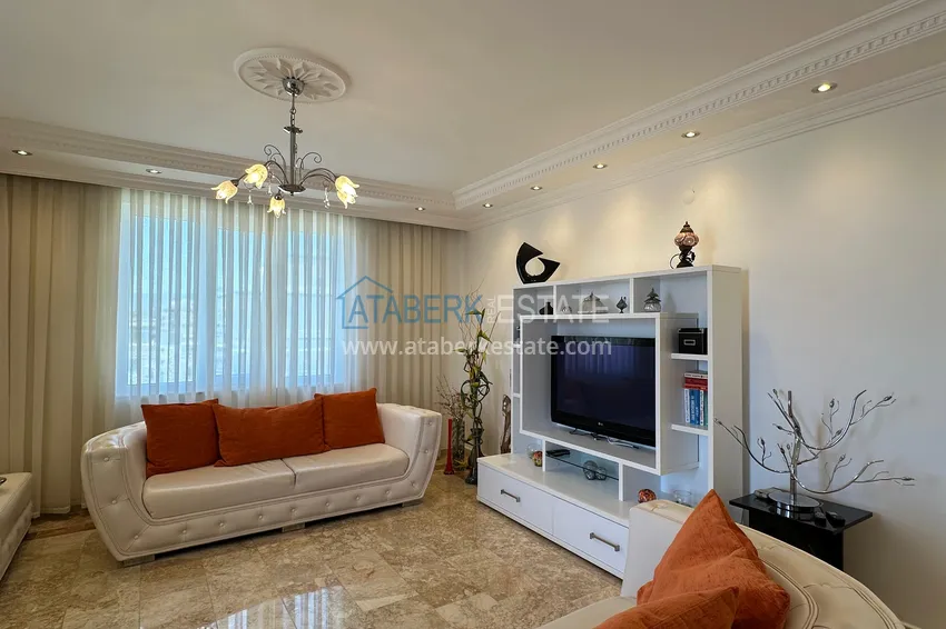 Purchase Furnished 3+1 apartment with sea view in the center of Mahmutlar 4 