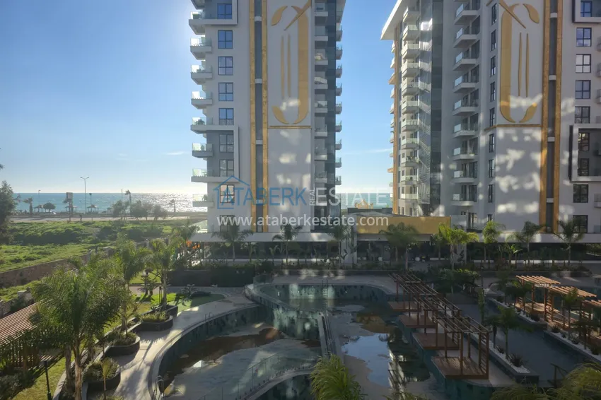 Purchase One bedroom apartment in Mahmutlar on the beachfront - with sea view 11 