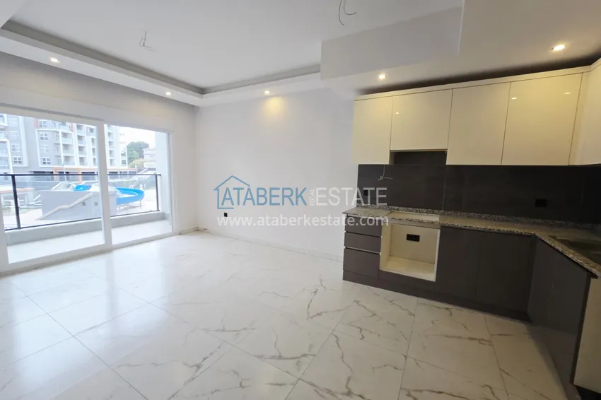 Purchase Apartment 1+1 Avsallar district — Alanya, from an investor in a complex under construction 2