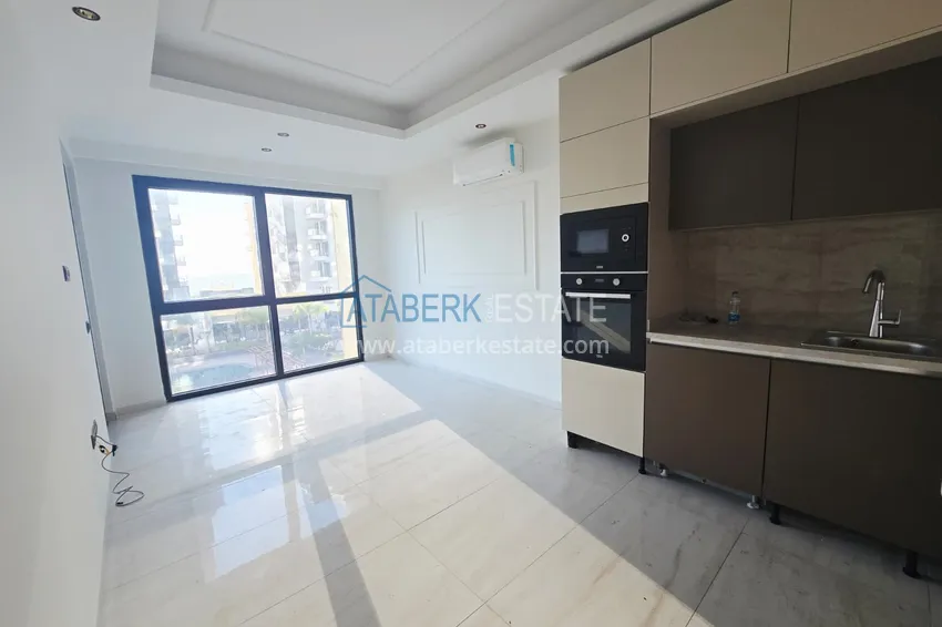 Purchase One bedroom apartment in Mahmutlar on the beachfront - with sea view 2 