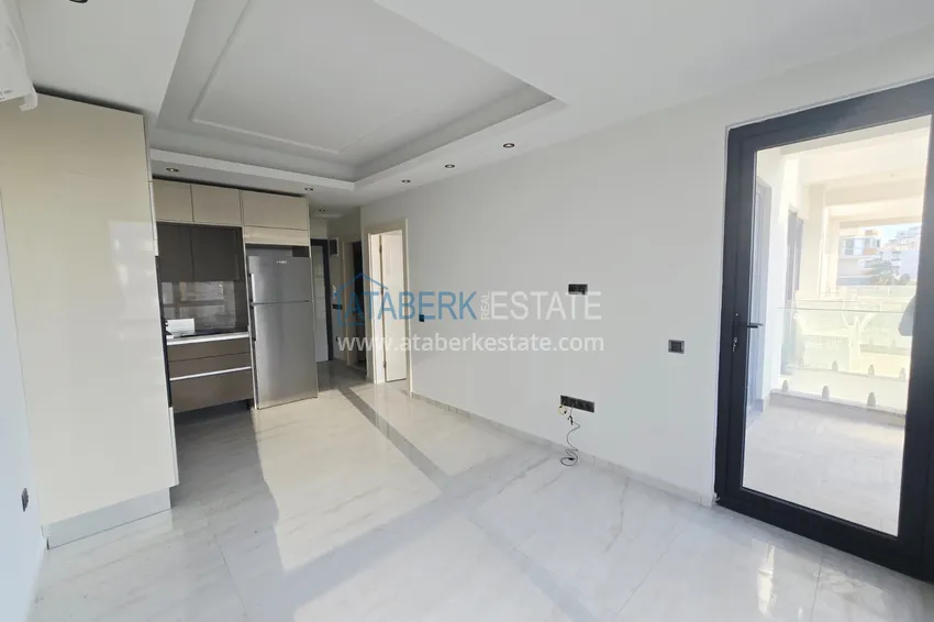 Purchase One bedroom apartment in Mahmutlar on the beachfront - with sea view 5 