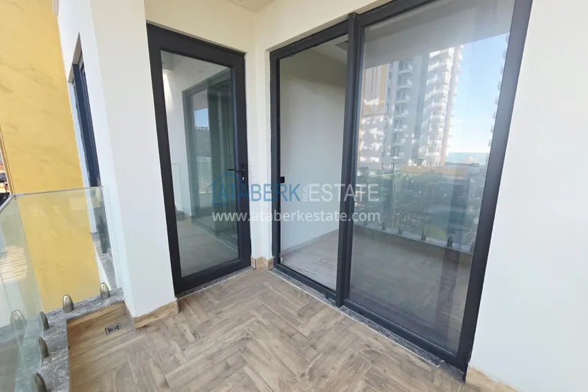 Purchase One bedroom apartment in Mahmutlar on the beachfront - with sea view 8 