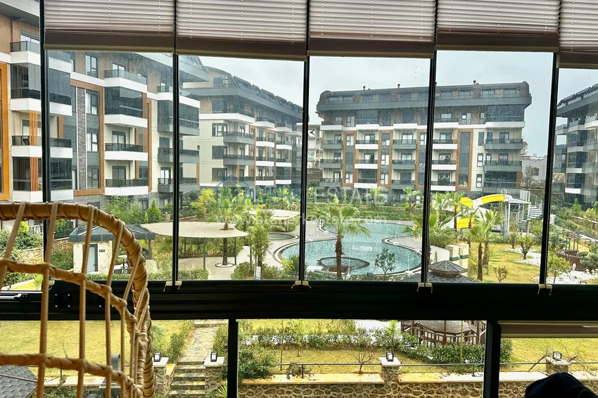 Purchase  One bedroom apartment in Alanya, Oba district - furnished and with a glazed balcony  10 