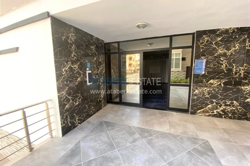 2+1 apartment with sea view in Mahmutlar — Tuesday market area 12 