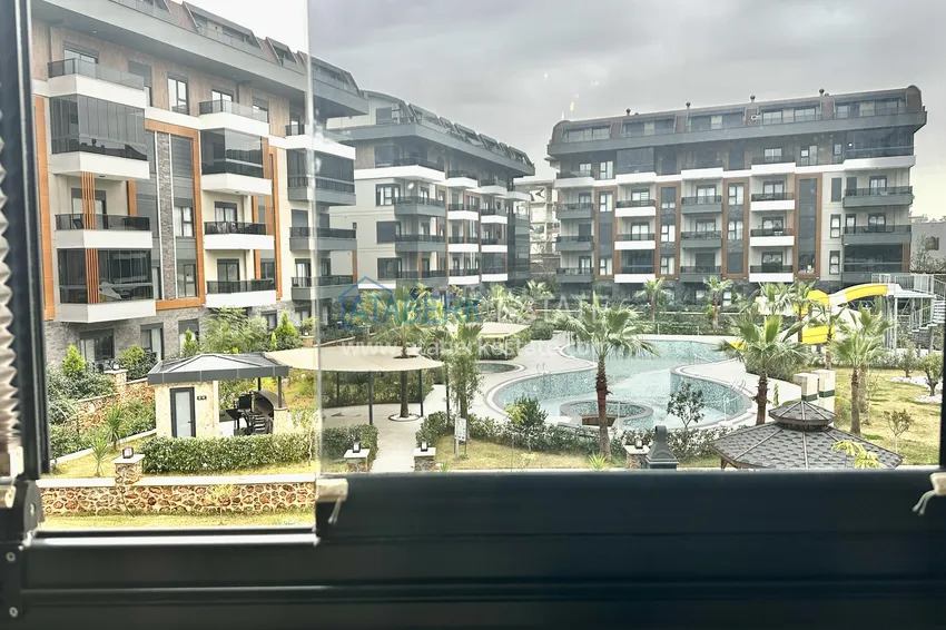 Purchase  One bedroom apartment in Alanya, Oba district - furnished and with a glazed balcony  12 