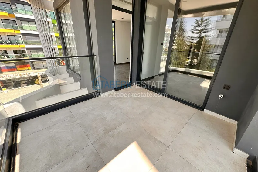 Purchase 2+1 apartment with sea view in Kargicak on the beachfront 16