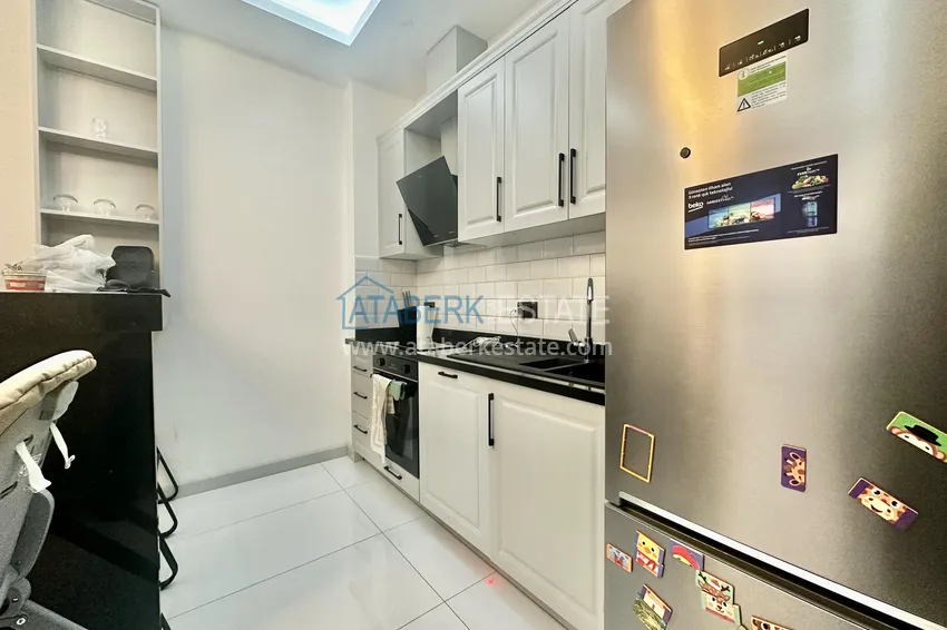 Purchase  One bedroom apartment in Alanya, Oba district - furnished and with a glazed balcony  4 