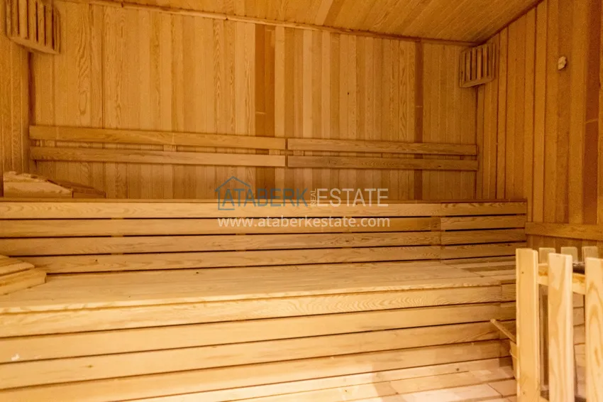 Furnished three-room apartment in Mahmutlar — in a resort-style complex 55