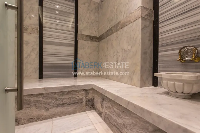 Furnished three-room apartment in Mahmutlar — in a resort-style complex 60