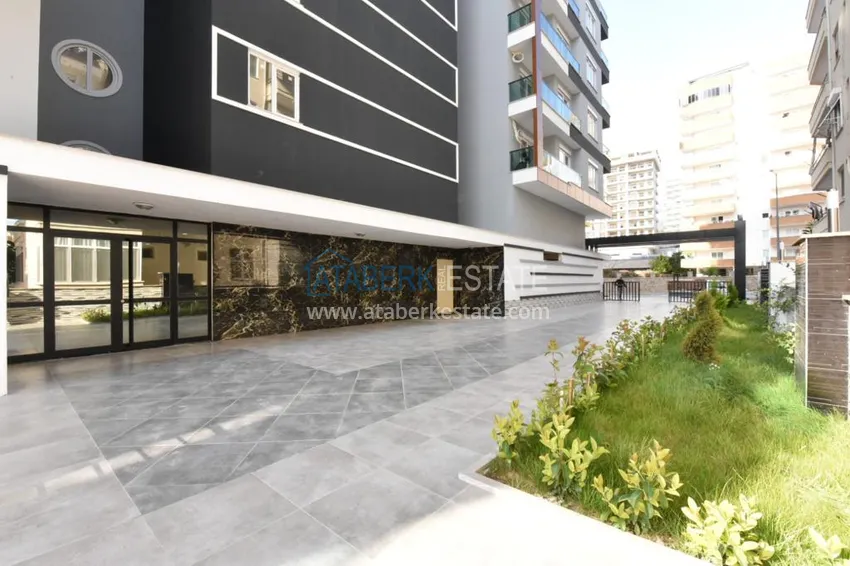 2+1 apartment with sea view in Mahmutlar — Tuesday market area 9 