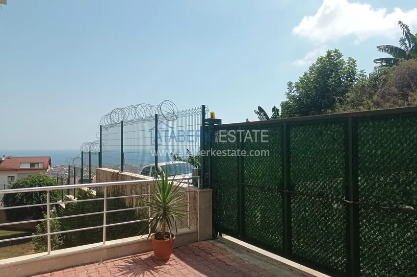 Garden duplex overlooking the sea and the fortress in the center of Alanya — suitable for citizenship and residence permits 13 