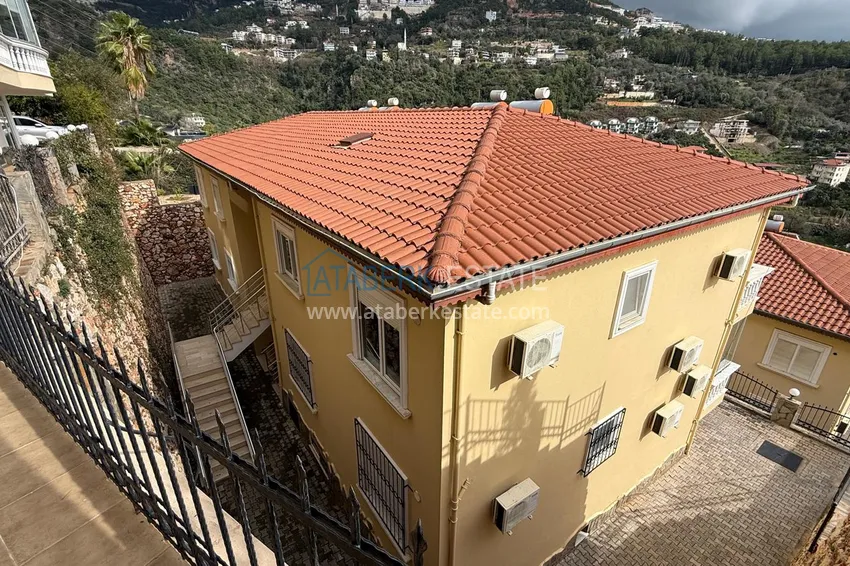 Apartment 3+1 in the Tepe area — furnished, sea view in an apart-villa. Property for a residence permit in Alanya 4 