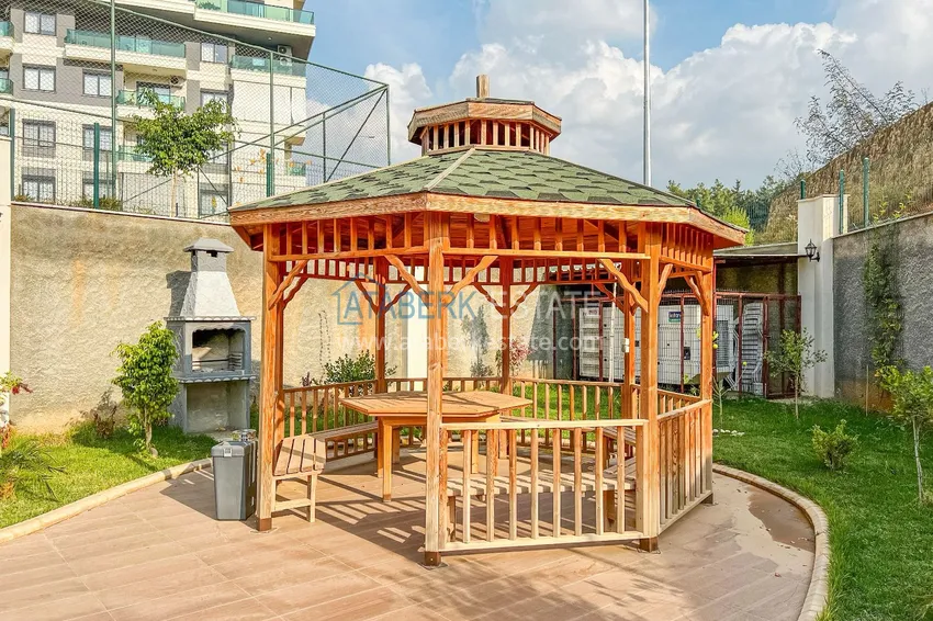 Furnished 1+1 apartment with mountain views in the Upper Oba area 7 