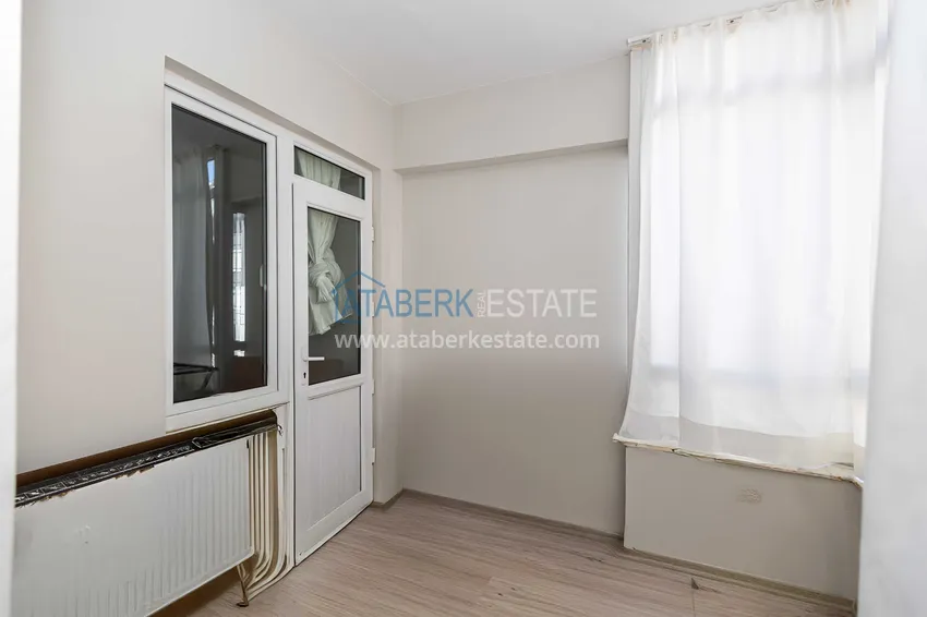 Purchase 3+1 apartment with furniture and a separate kitchen in the Oba area - 450 m from the sea 17 