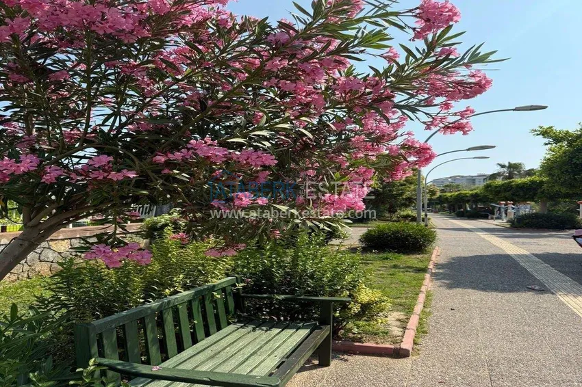 Garden duplex in Kestel - 200 m from the sea, suitable for citizenship 15 