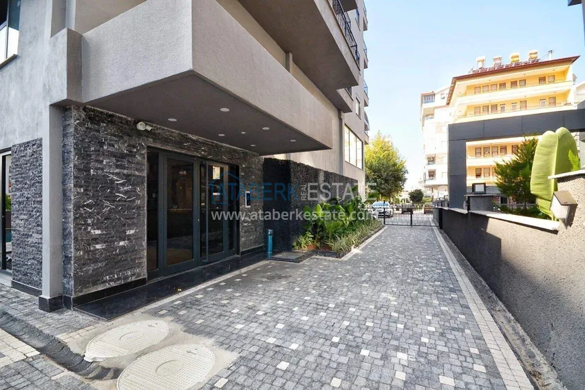 Furnished 2+1 apartment in Mahmutlar - 500 m from the sea, Saturday market area  4 