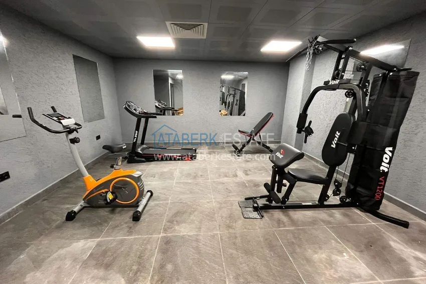 Furnished 2+1 apartment in Mahmutlar - 500 m from the sea, Saturday market area  5 