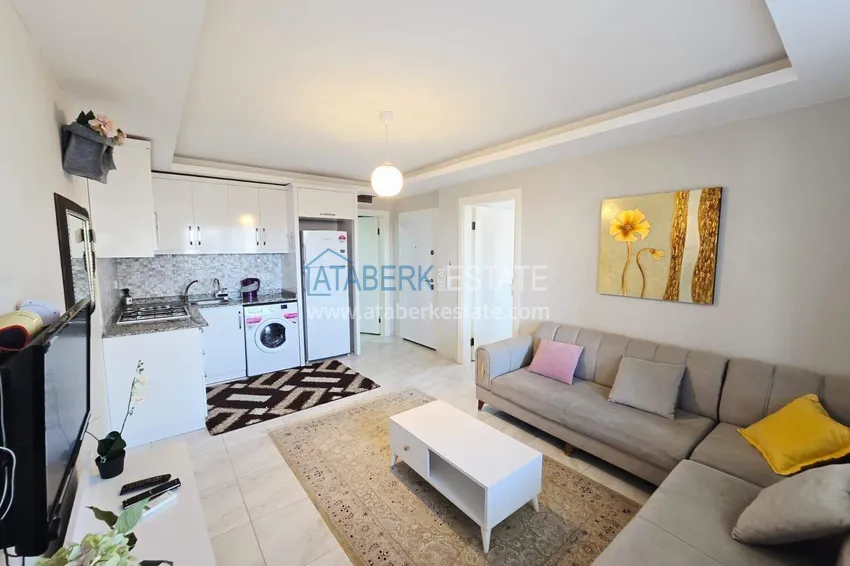 Purchase  Apartment 1+1 with furniture, sea and mountain views in the center of Mahmutlar - 400 m to the beach 1 