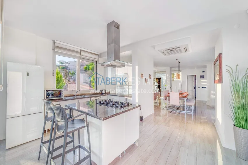 Purchase  5+1 triplex villa for citizenship and residence permit in Alanya, Bektash — furnished and with panoramic views  12 