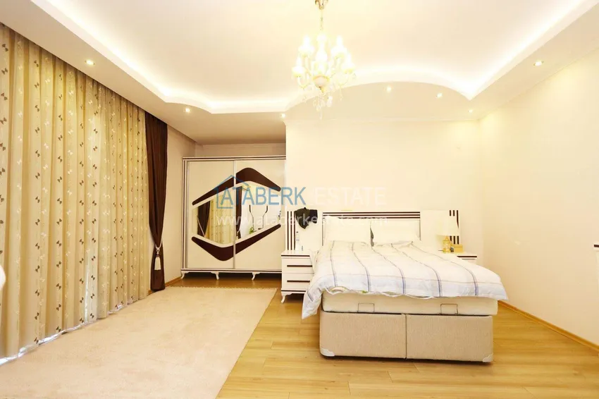 Purchase  5+1 duplex with separate kitchen in Tosmur - suitable for citizenship and residence permit 14 