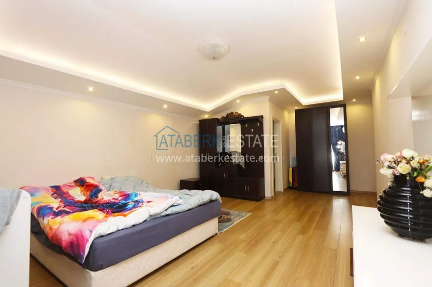 Purchase  5+1 duplex with separate kitchen in Tosmur - suitable for citizenship and residence permit 20 