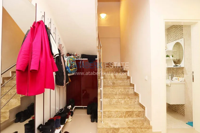 Purchase  5+1 duplex with separate kitchen in Tosmur - suitable for citizenship and residence permit 2 