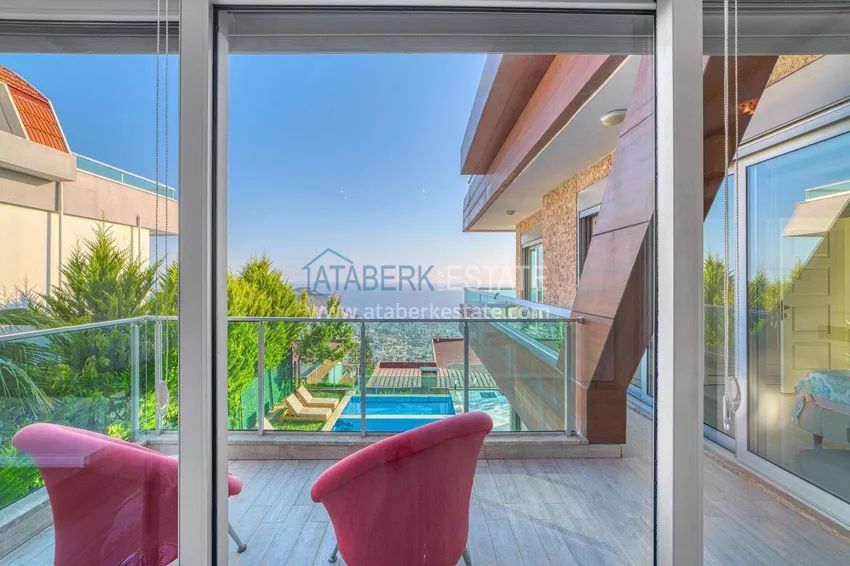 Purchase  5+1 triplex villa for citizenship and residence permit in Alanya, Bektash — furnished and with panoramic views  30 