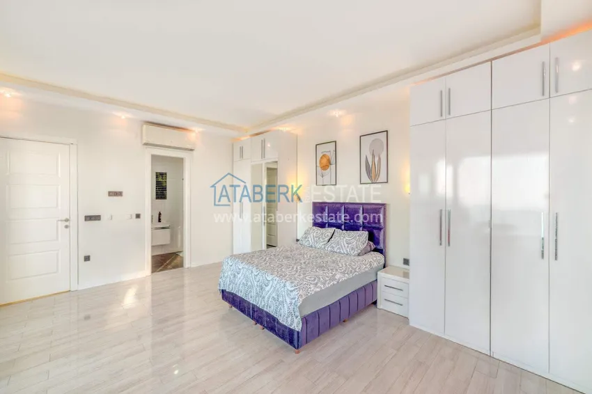 Purchase  5+1 triplex villa for citizenship and residence permit in Alanya, Bektash — furnished and with panoramic views  35 
