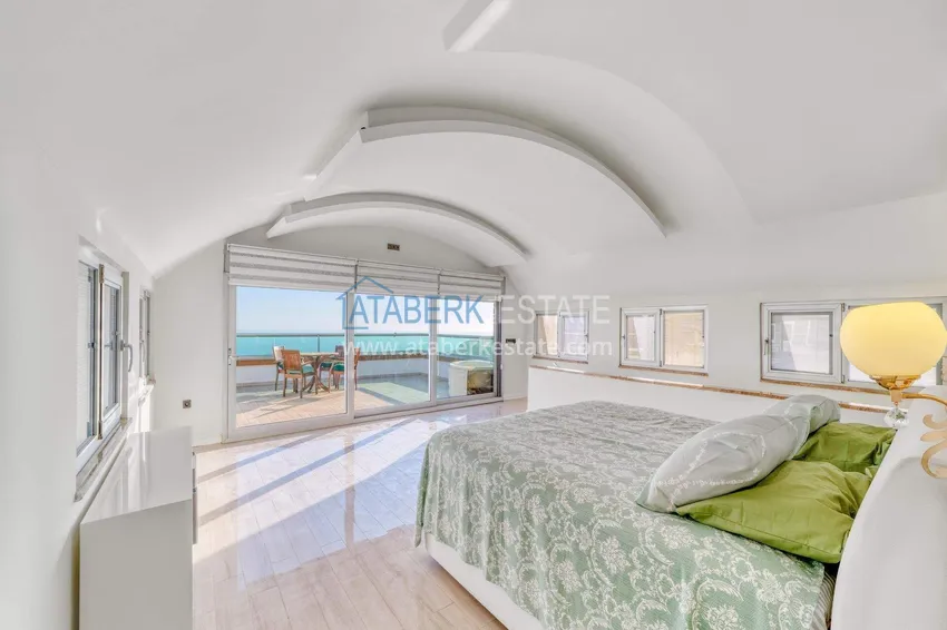 Purchase  5+1 triplex villa for citizenship and residence permit in Alanya, Bektash — furnished and with panoramic views  45 