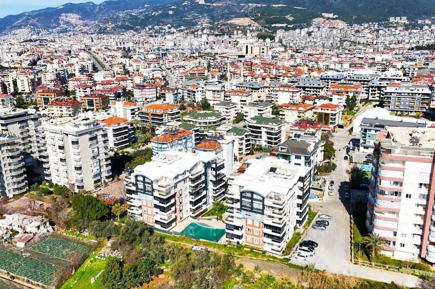 5+1 duplex with separate kitchen in Tosmur - suitable for citizenship and residence permit 7 