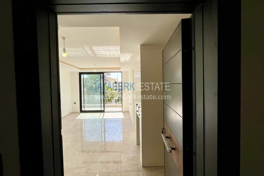 Purchase  1+1 apartment in the center of Alanya - 600 m to the sea 1 