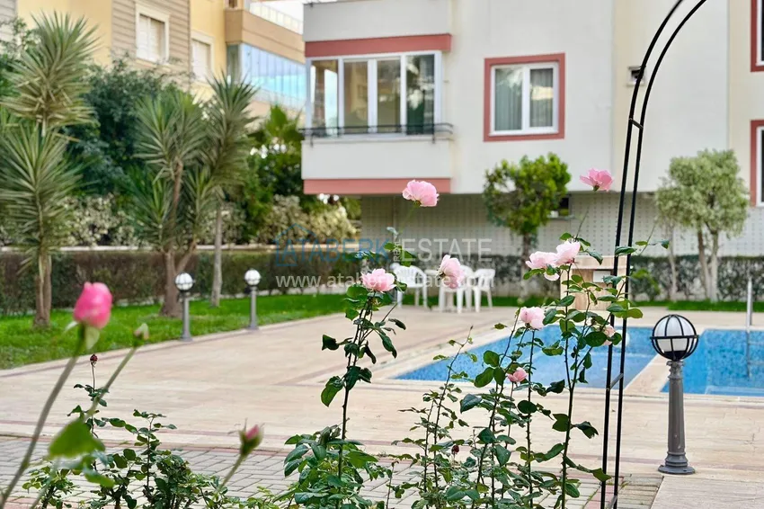 Furnished 2+1 apartment in Mahmutlar on the beachfront  7 