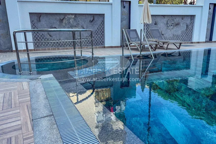 Real estate from the developer! Residential complex under construction in the center of Alanya, Cleopatra beach area 19 