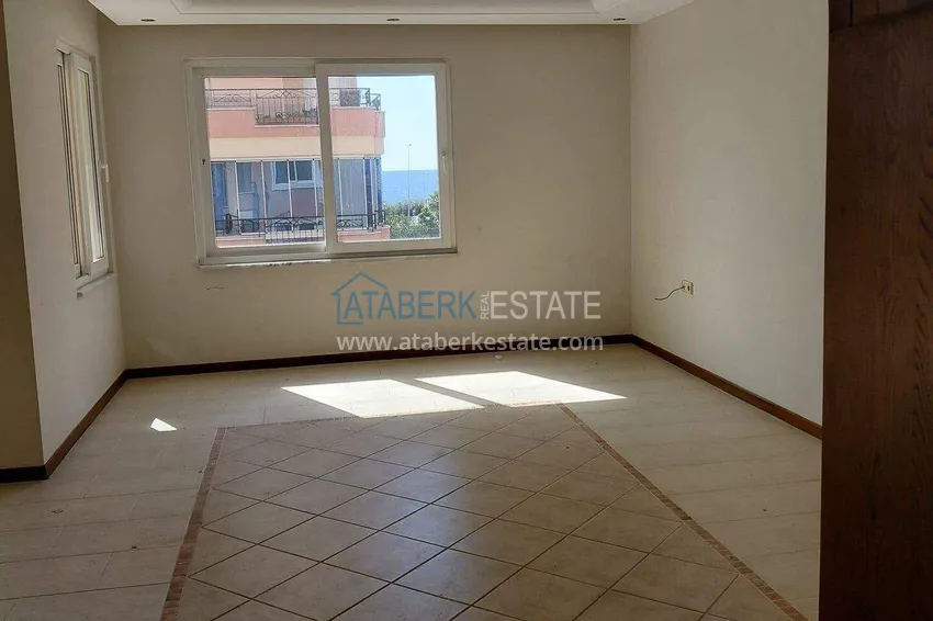 Purchase Apartment 2+1 on the beachfront in Mahmutlar 1 