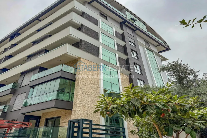 Real estate from the developer! Residential complex under construction in the center of Alanya, Cleopatra beach area 32 