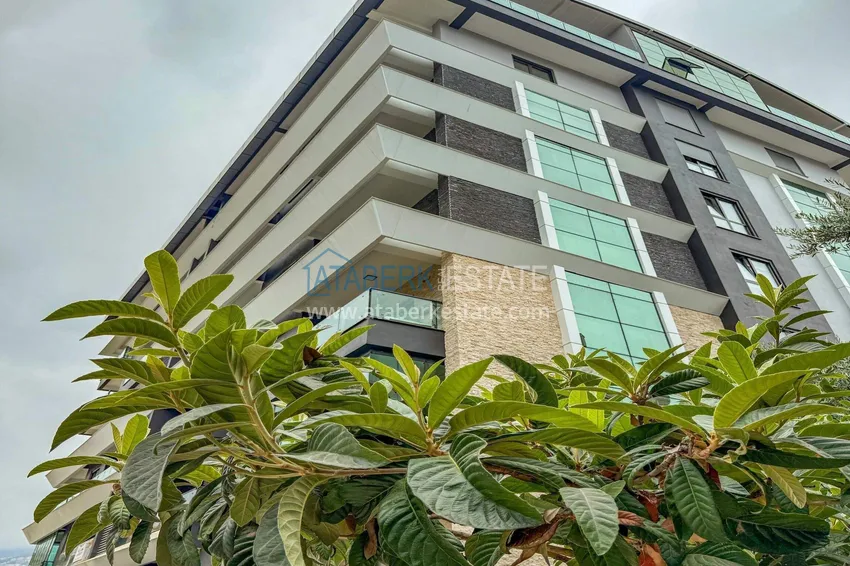 Real estate from the developer! Residential complex under construction in the center of Alanya, Cleopatra beach area 33 